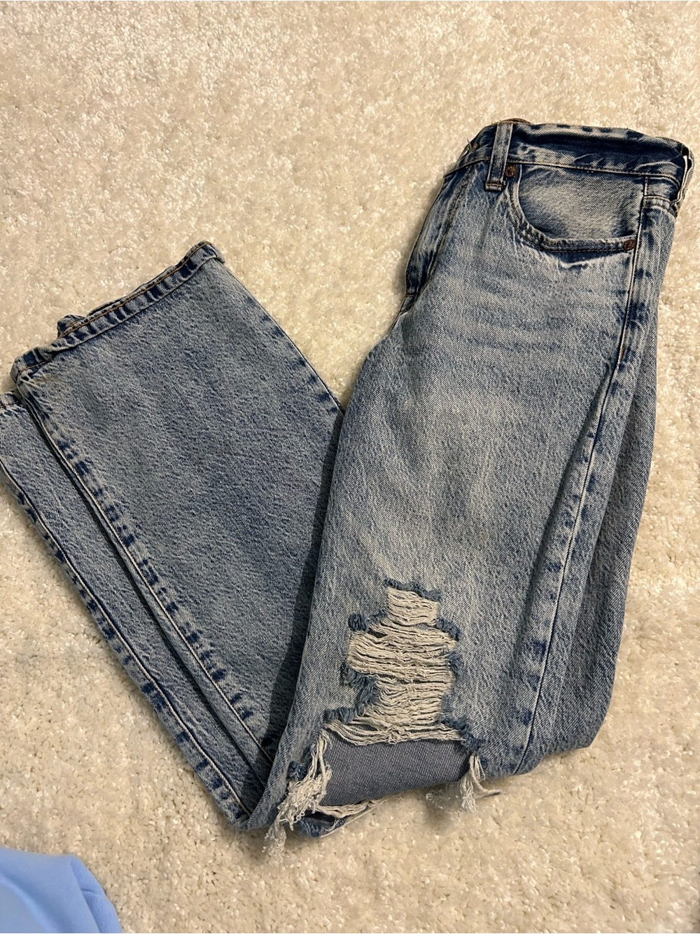 Aéropostale Women's Light Blue Distressed Straight Jeans women’s 2
